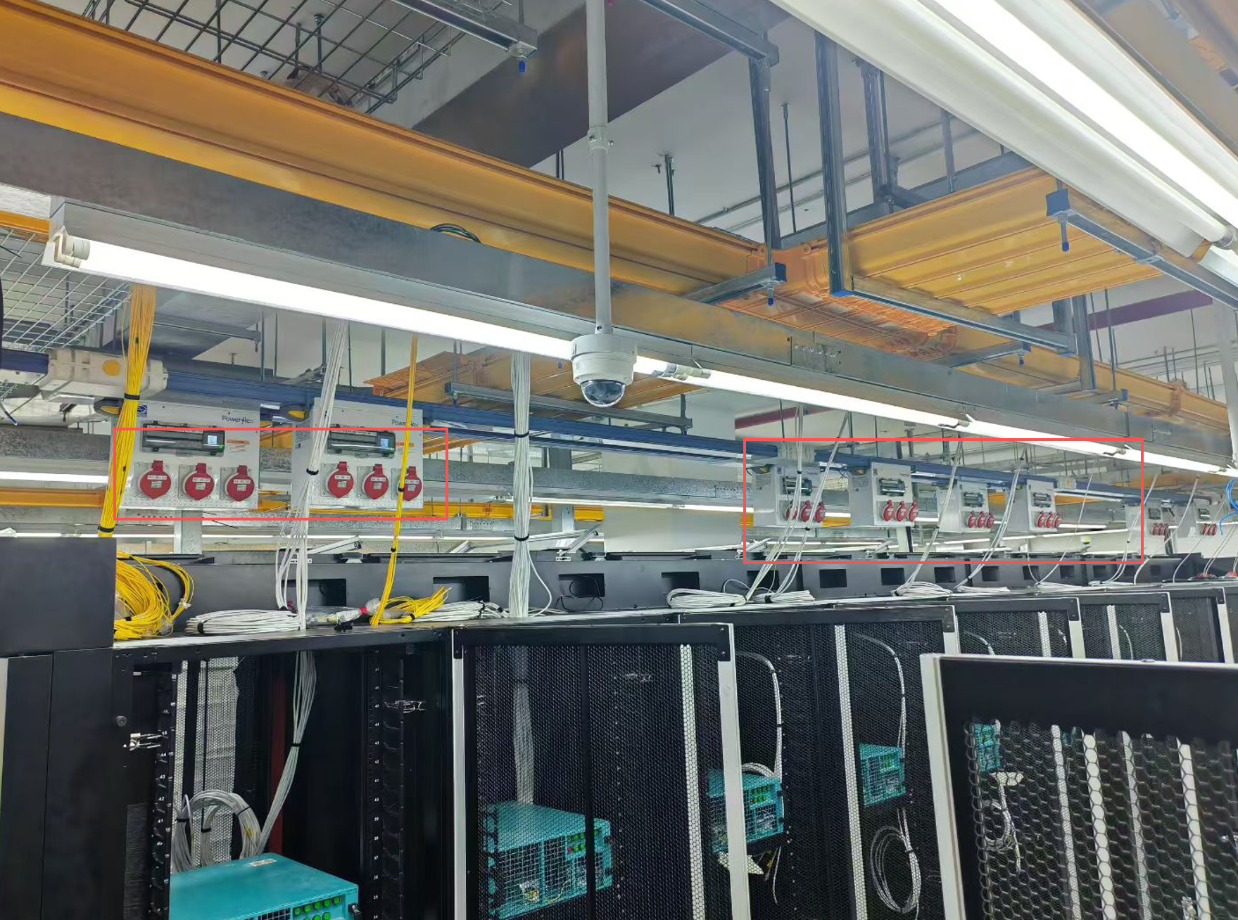 這是一些使用場景，大型的機器，機房、機柜上都用的.png